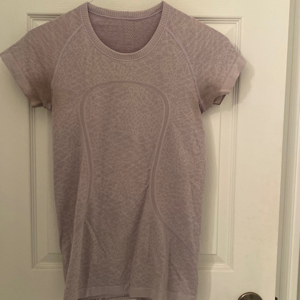 Lulu Lemon size 8 swiftly tech t shirt
